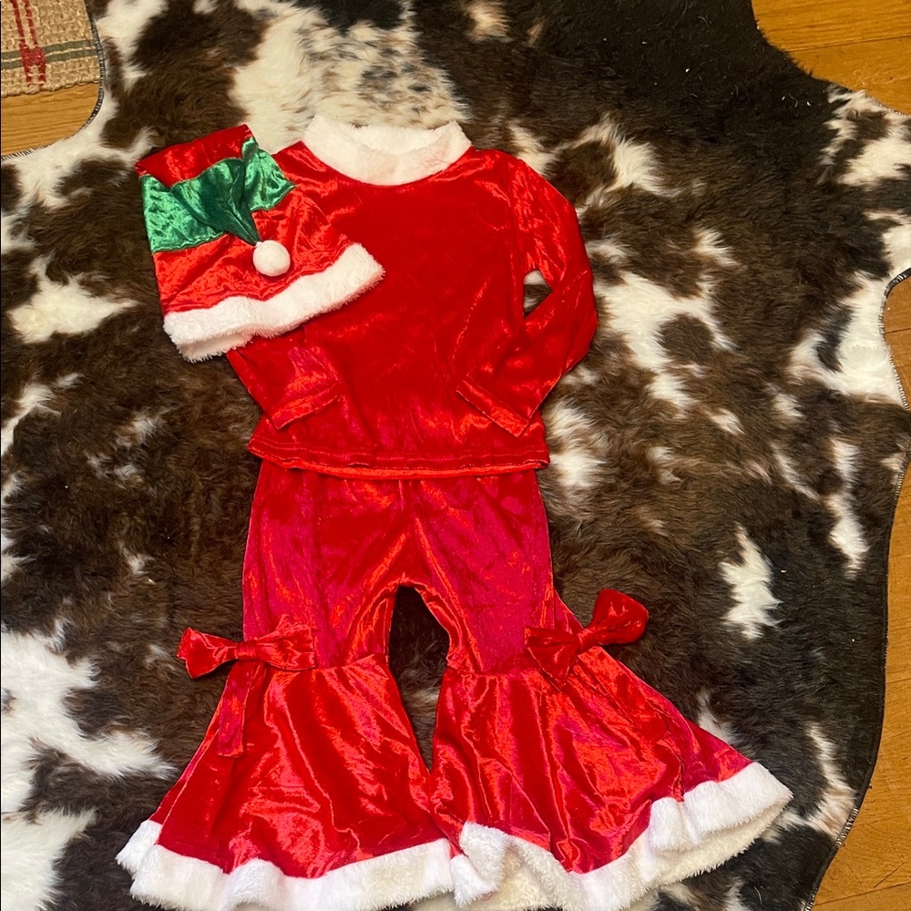 Santa’s helper NWOT